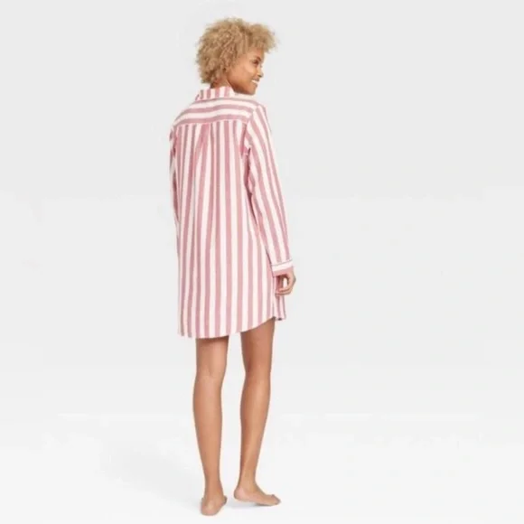 Women's Striped Perfectly Cozy Flannel Plaid NightGown - Stars Above in Red NWT - Picture 2 of 2